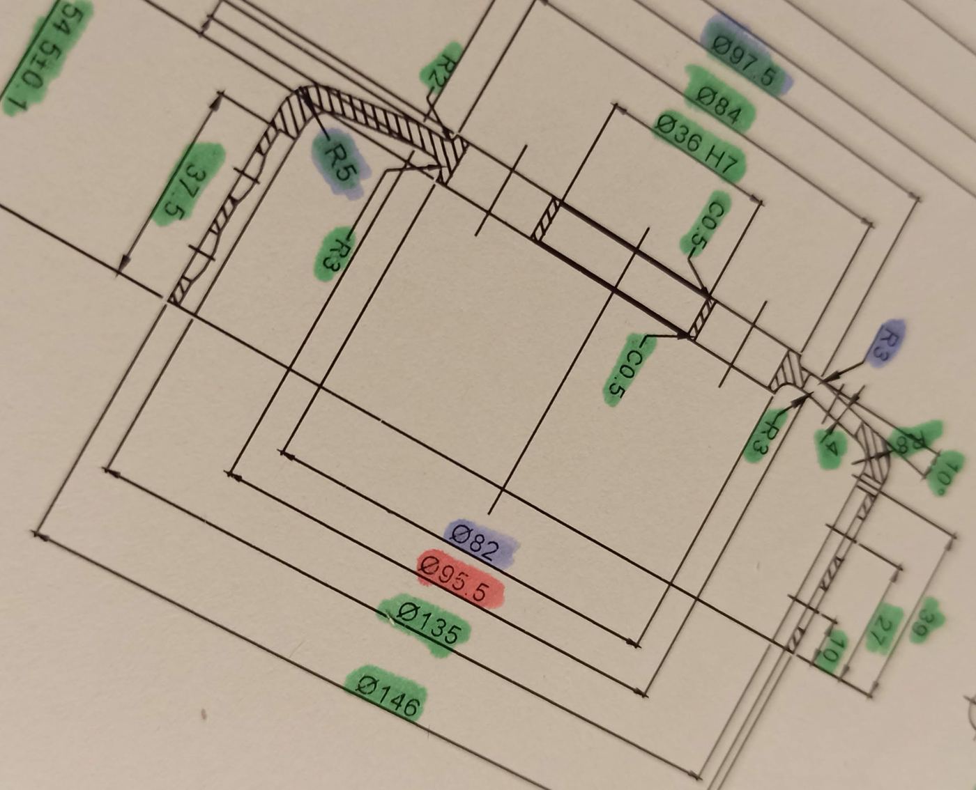 Dimensioned engineering drawing detail